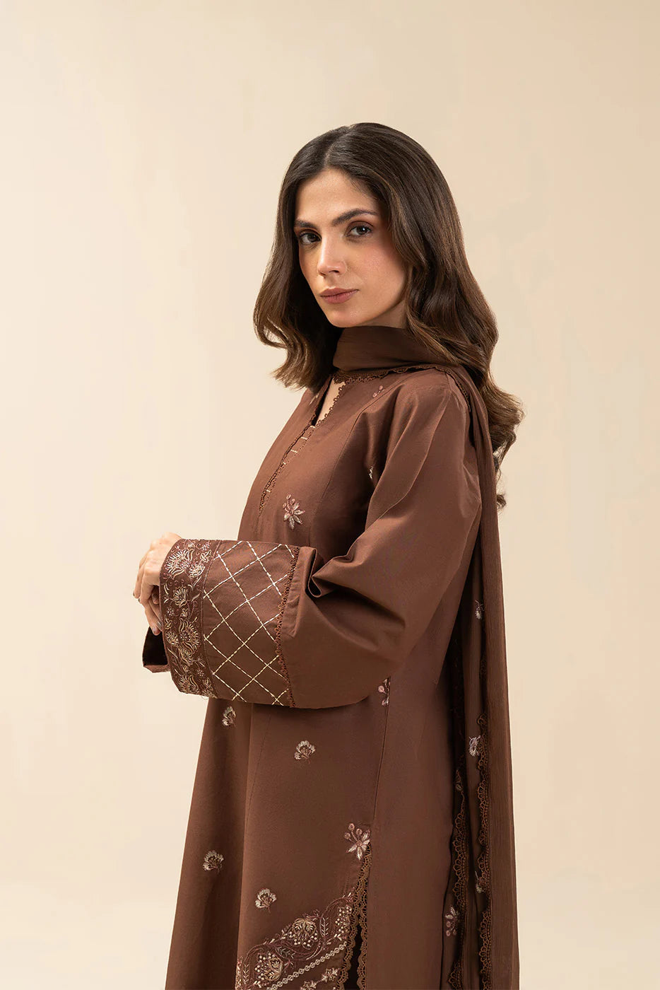 3 PIECE EMBROIDERED LAWN SUIT-MAHOGANY (UNSTITCHED)