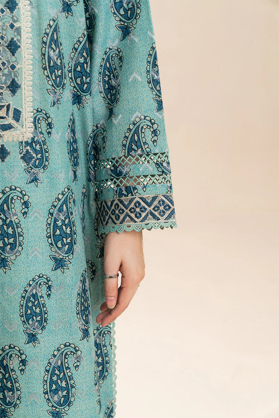 3 PIECE EMBROIDERED LAWN SUIT-MEADOW SAGE (UNSTITCHED)