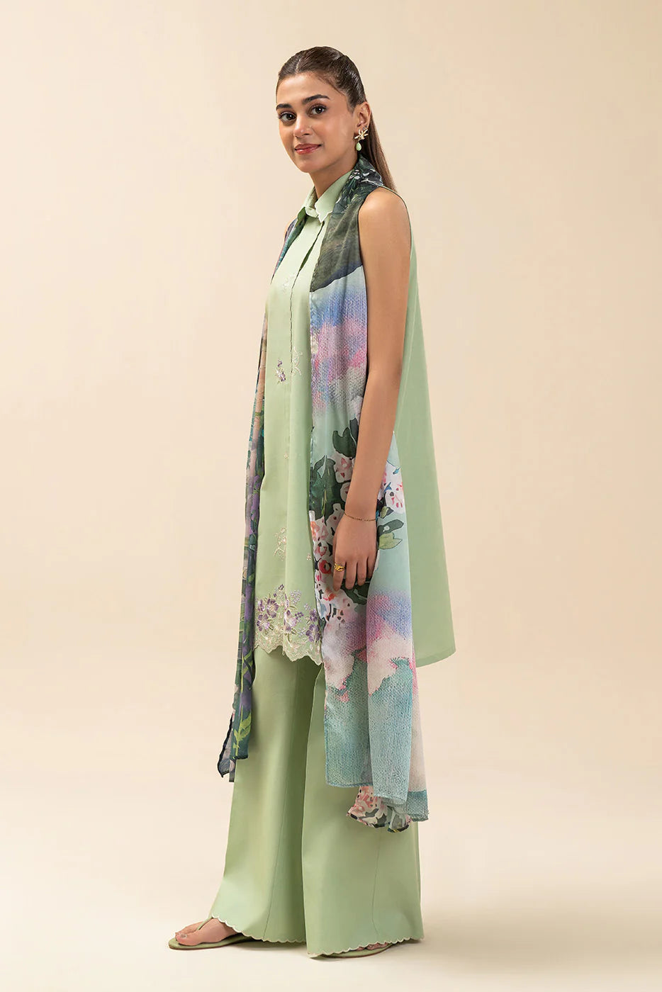2 PIECE EMBROIDERED LAWN SUIT-RIVULET ZEAL (UNSTITCHED)