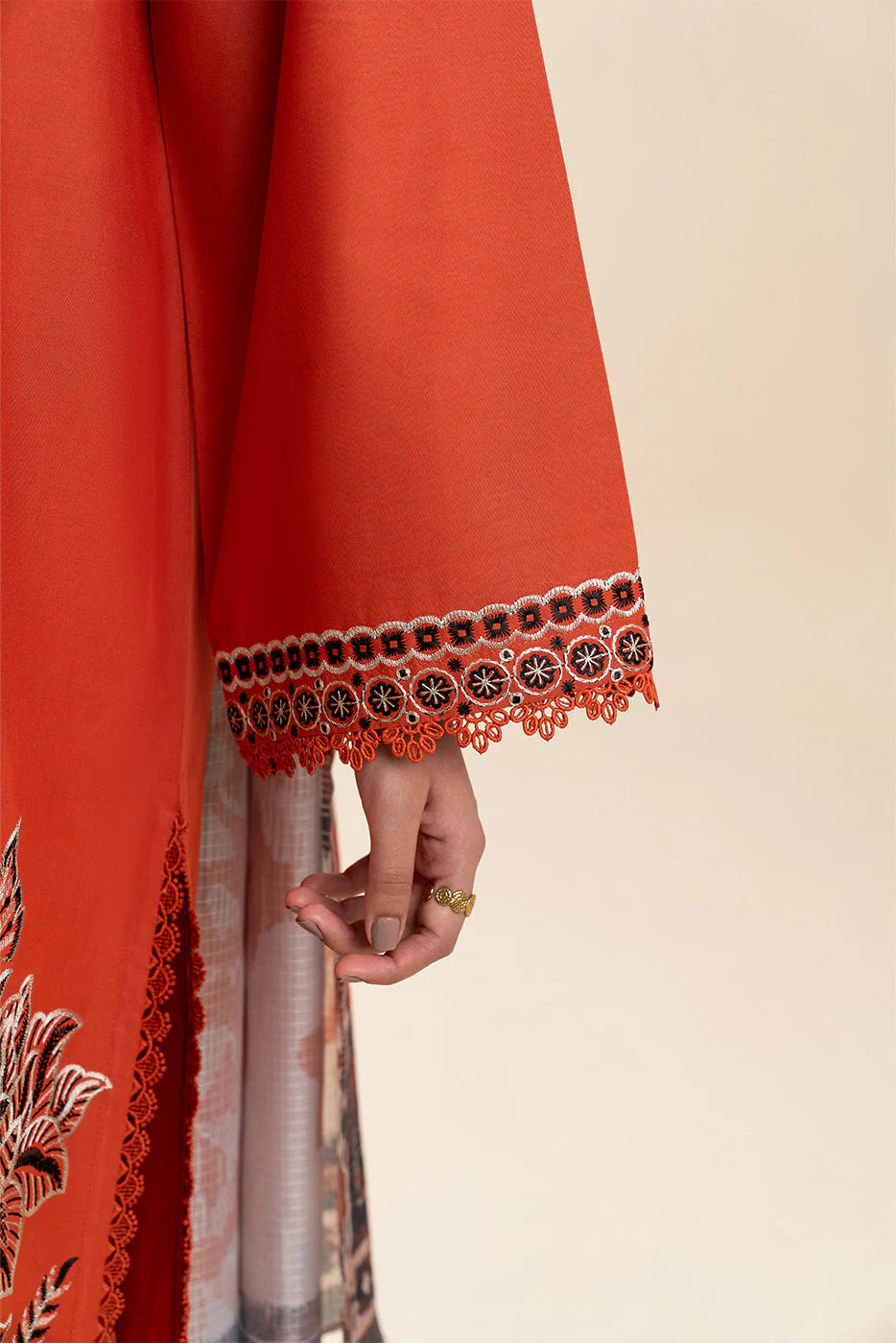 3 PIECE EMBROIDERED LAWN SUIT-SUNSET STREAM (UNSTITCHED)