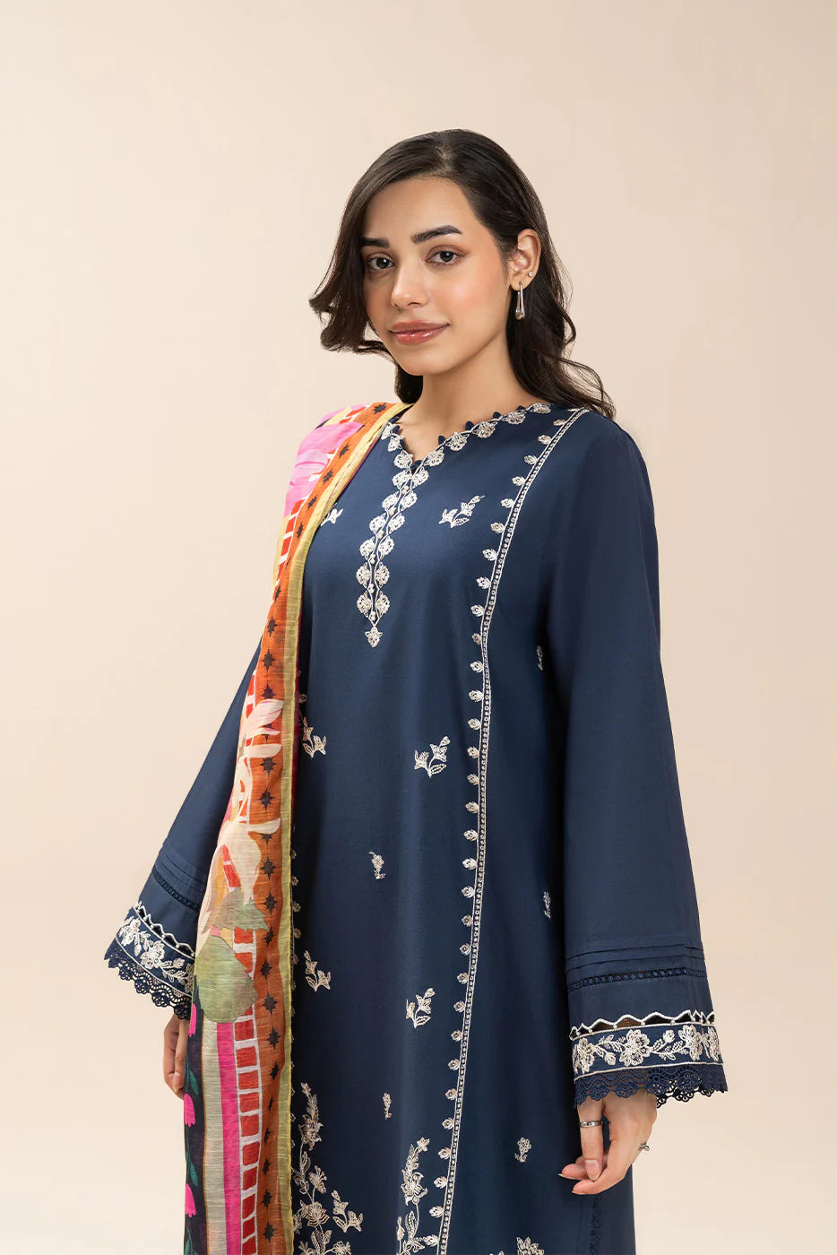 3 PIECE EMBROIDERED LAWN SUIT-STELLAR BLOOM (UNSTITCHED)
