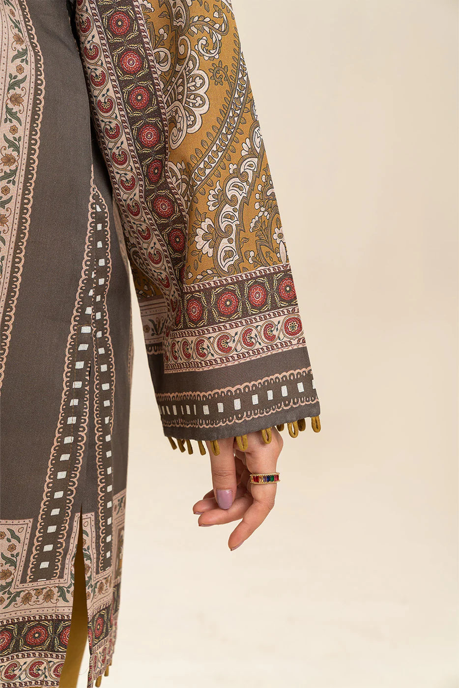 3 PIECE PRINTED LAWN SUIT-HONEY HARMONY (UNSTITCHED)