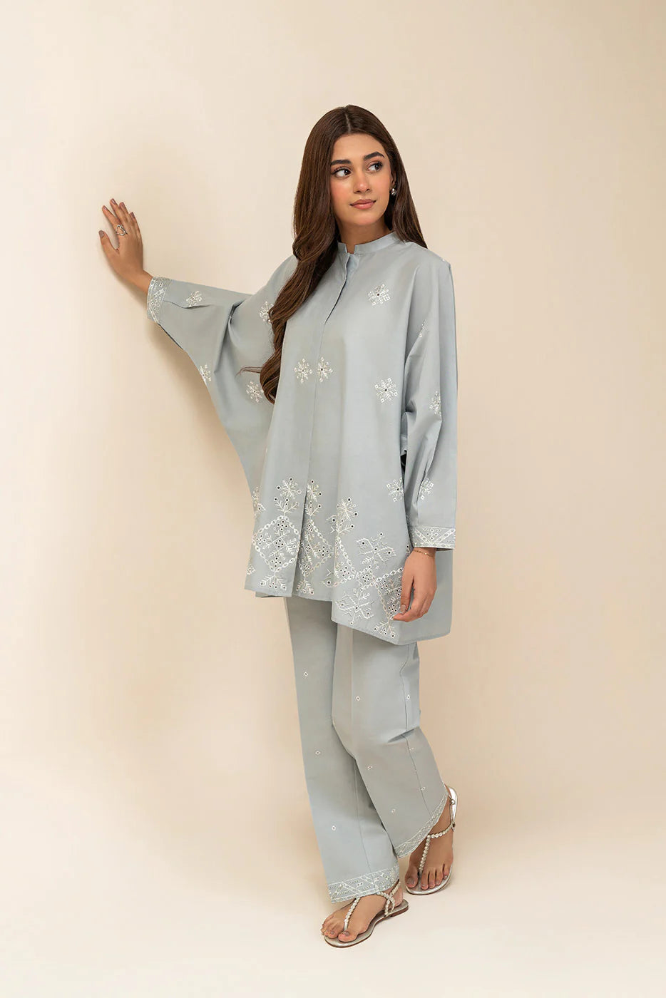 2 PIECE EMBROIDERED LAWN SUIT-MOONLIGHT GRACE (UNSTITCHED)