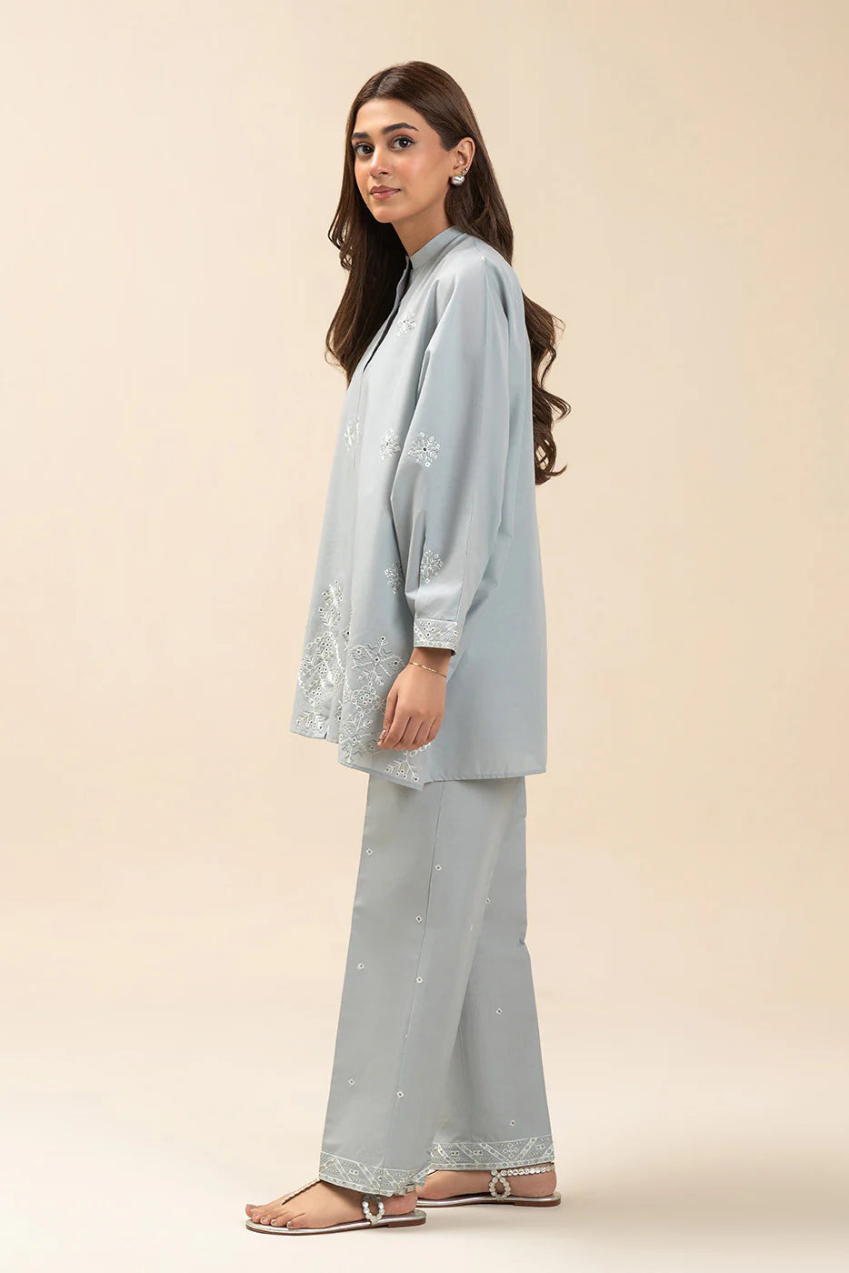 2 PIECE EMBROIDERED LAWN SUIT-MOONLIGHT GRACE (UNSTITCHED)